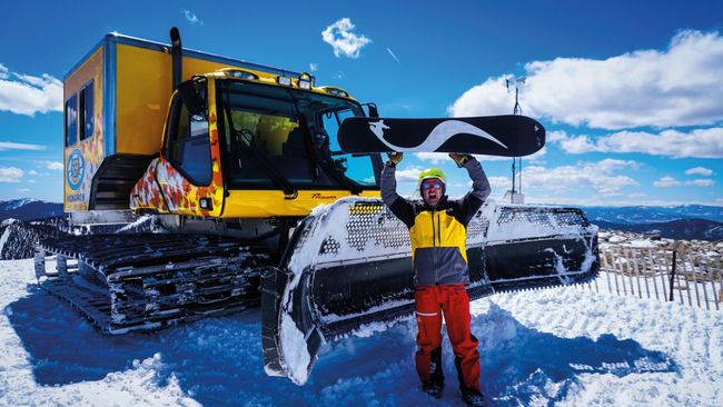 Conquering the mountain - Catching a ride on the Ridge Cat to the summit of Golden Bear at 3,865 metres &copy; Martin Orton.jpg