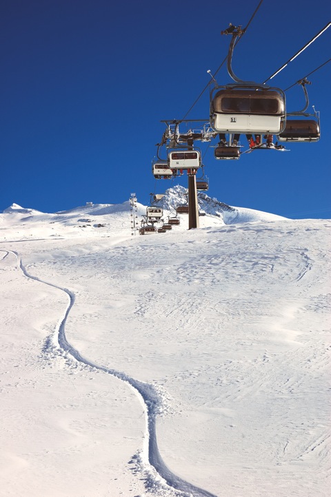 Greenskiing2_Zermatt_chairlift