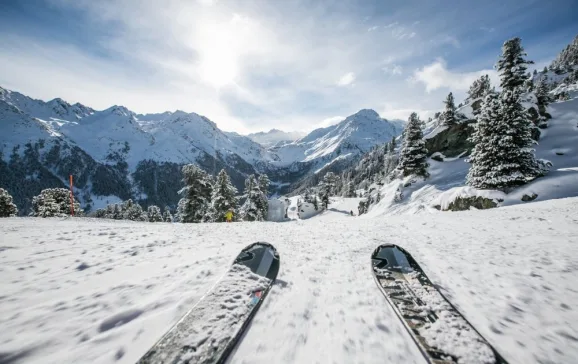 the view from your skis bornet